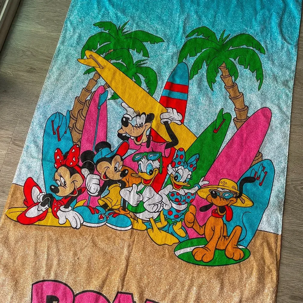 Vintage Disney Board Meeting Bath Beach Towel 28” x 51” Cotton